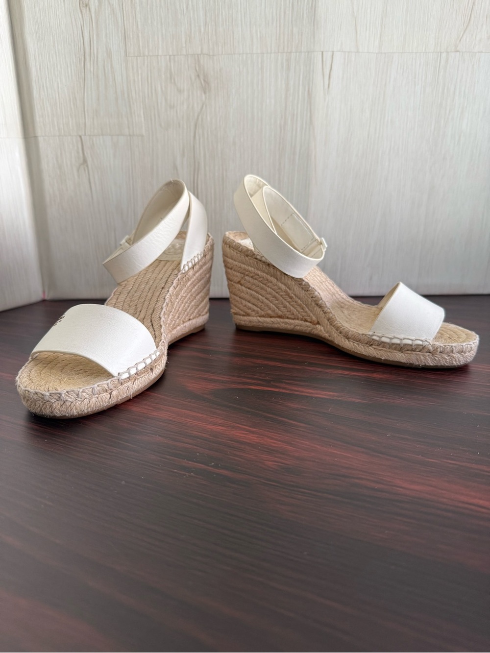 Tory Burch Ivory Bima Ankle Strap Wedge Espadrille Women’s 5.5 Very Good Cond. - Picture 2 of 10